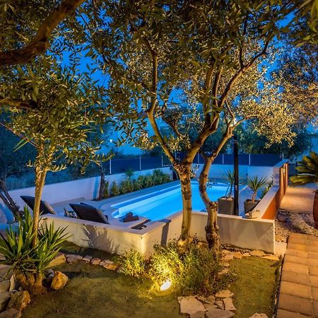 הוילה סטארי גראד House Oliva With Private Pool And Large Garden מראה חיצוני תמונה